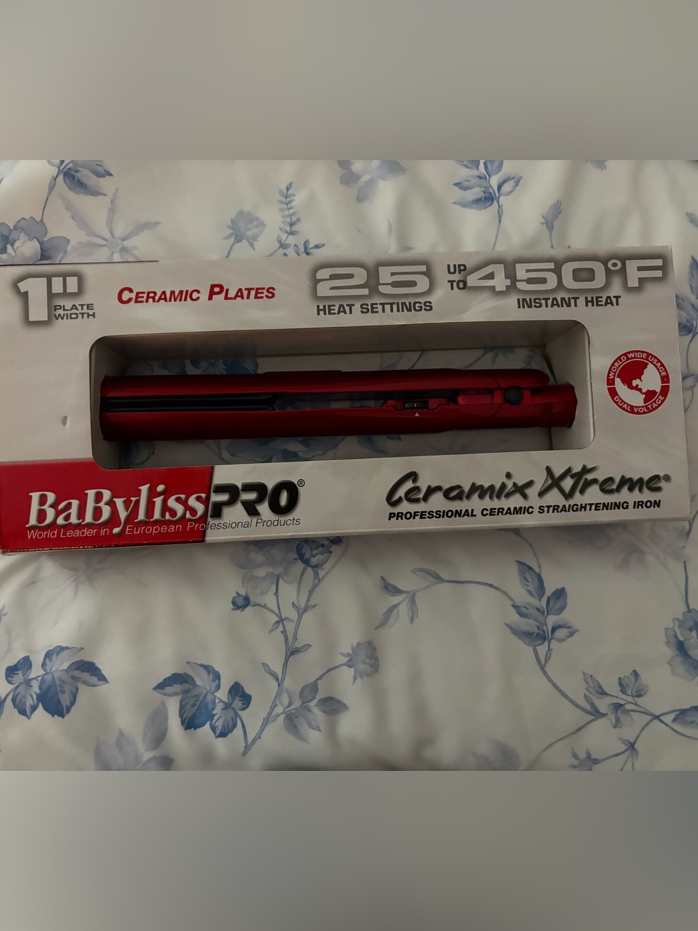 BaByliss Pro Ceramic Hair Straightener in Red
